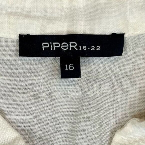 Piper Women’s White V-neck Tunic Blouse 16 - Picture 8 of 10